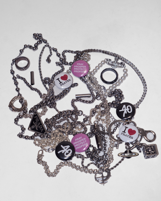 "Prayer" Round Pins